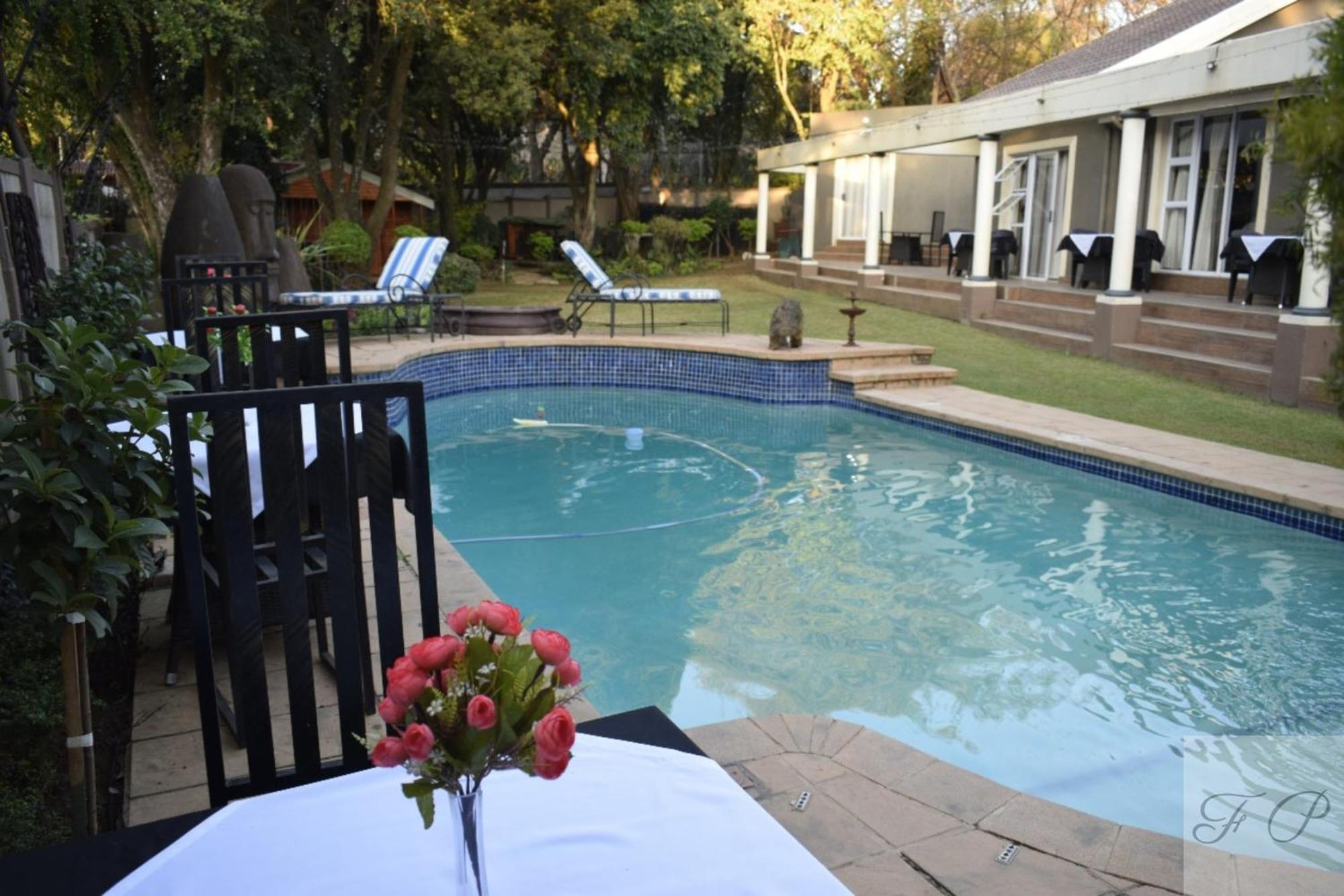 The Elephant Room At Frederick'S Place Pretoria-Noord Exterior foto